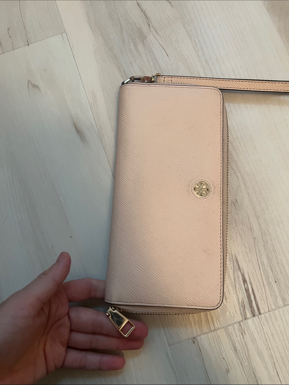 Tory Burch Blush Pink Zip-Around Wristlet Wallet - Picture 4 of 4